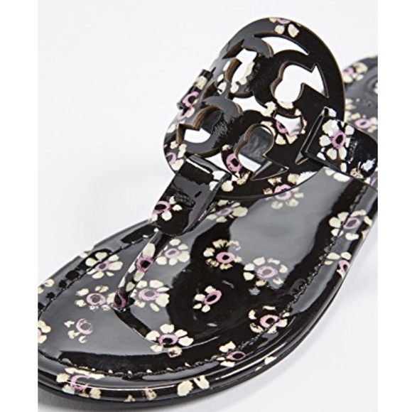 TORY BURCH Patent floral logo sandal NWT 8 only - Picture 2 of 3